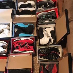 I'm selling my air Jordan's SIZE 13!!!