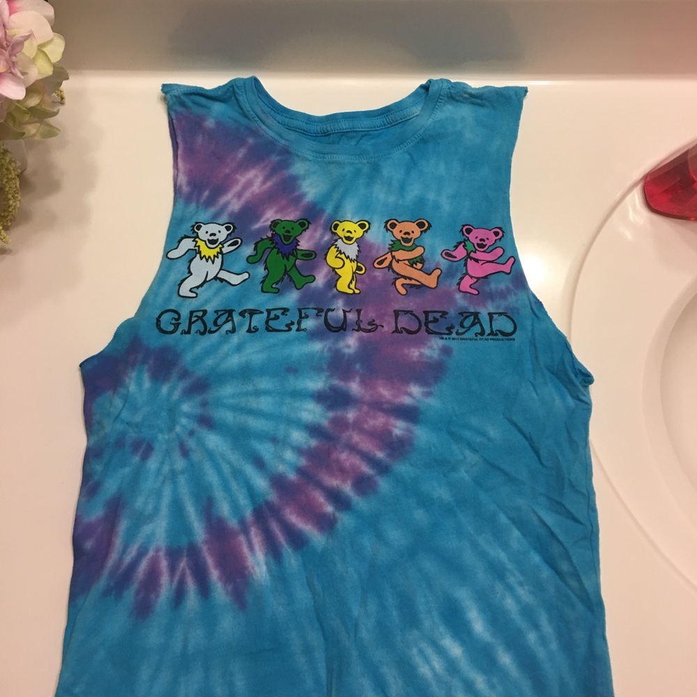urban outfitters muscle tank