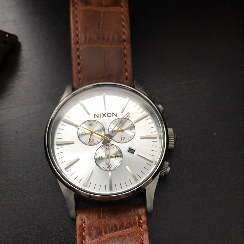 Nixon watch (The Sentry Chrono)