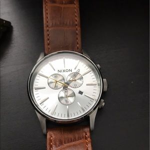 Nixon watch (The Sentry Chrono)