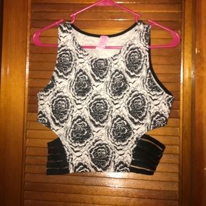 SOLD Small black & white strapped-side roses tank top