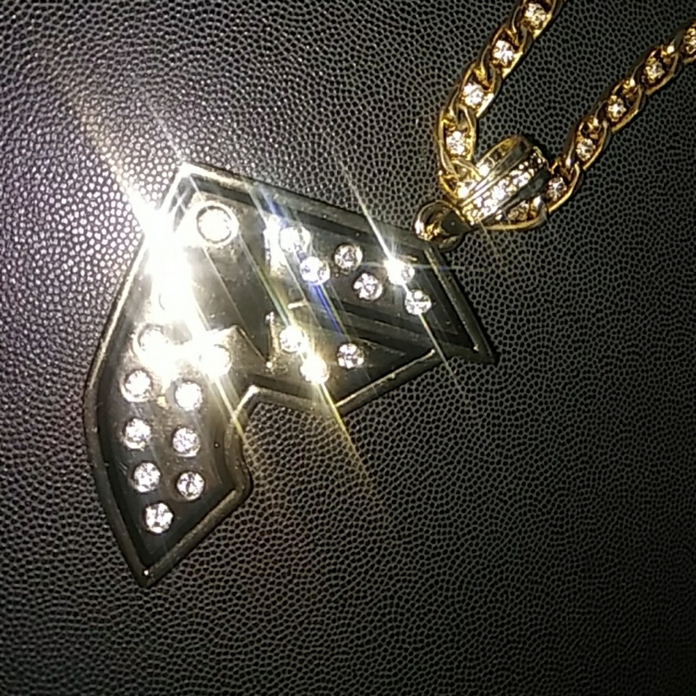 Famous/Stars & Stripes