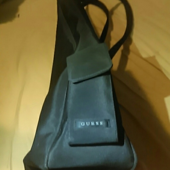 Guess Bag - Picture 2 of 3