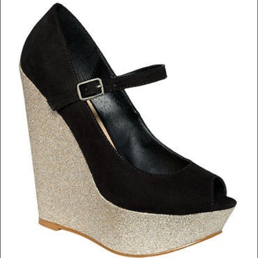 Black & gold glitter wedges