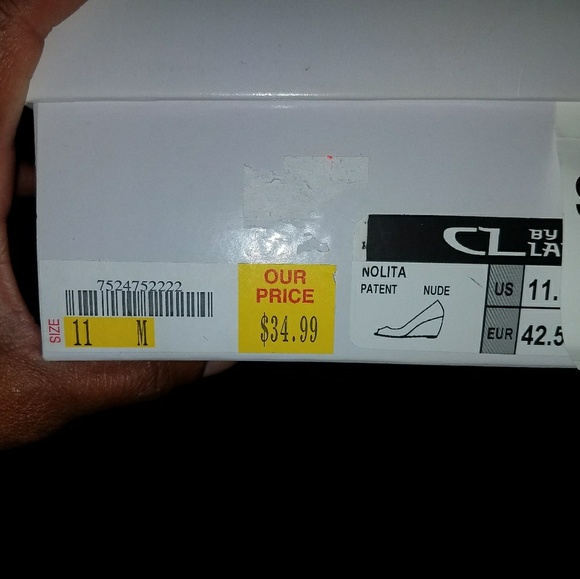 Shoes - Picture 4 of 4