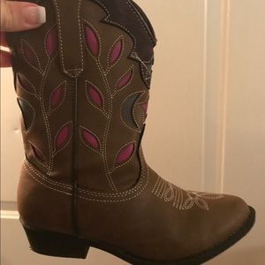 Girls cowboy boots
