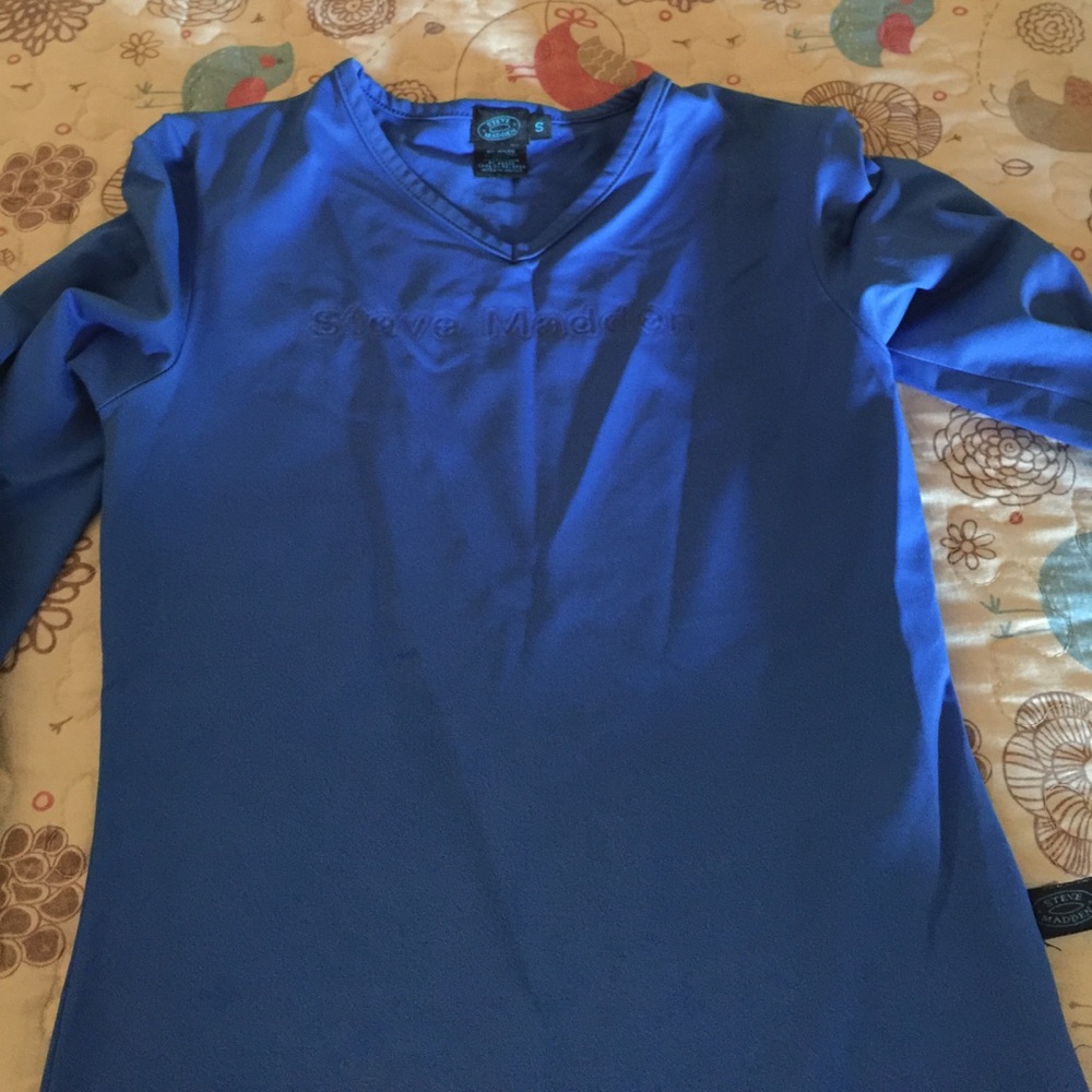 Steve madden long sleeve water shirt