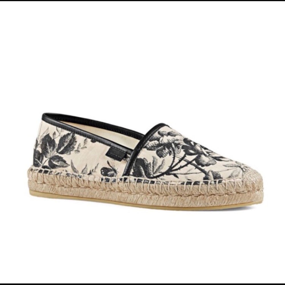 GUCCI WOMEN'S FLORAL PRINT CANVAS ESPADRILLES