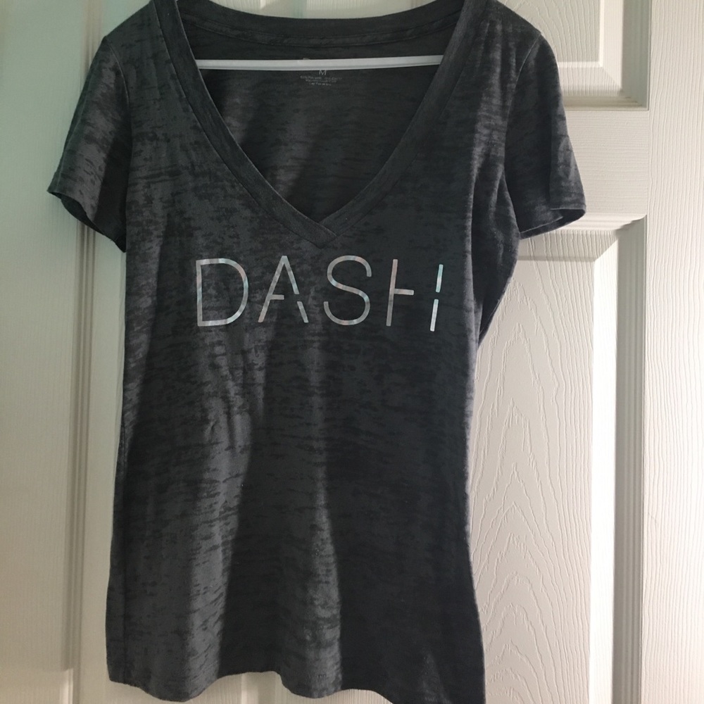 DASH (kardashian) vneck