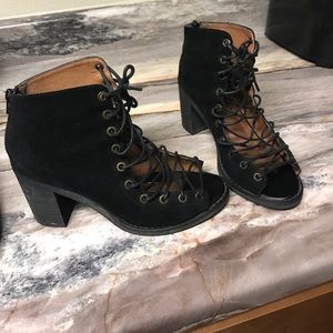 Jeffrey Campbell Cors bootie