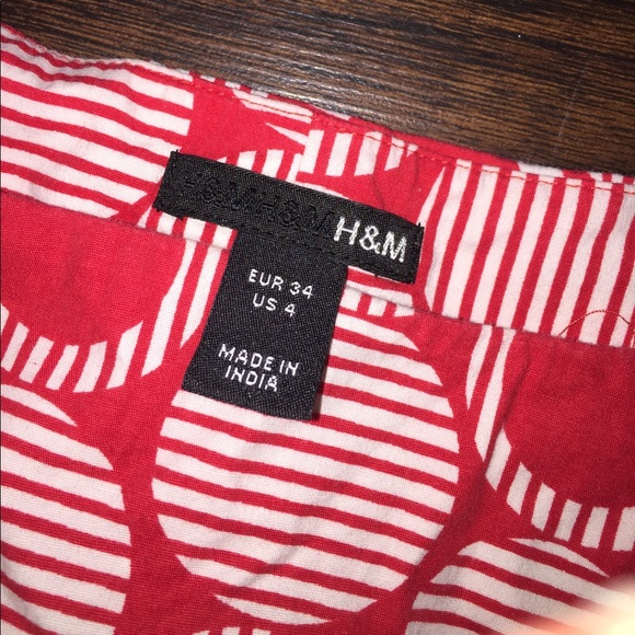 H&M Top - Picture 2 of 4