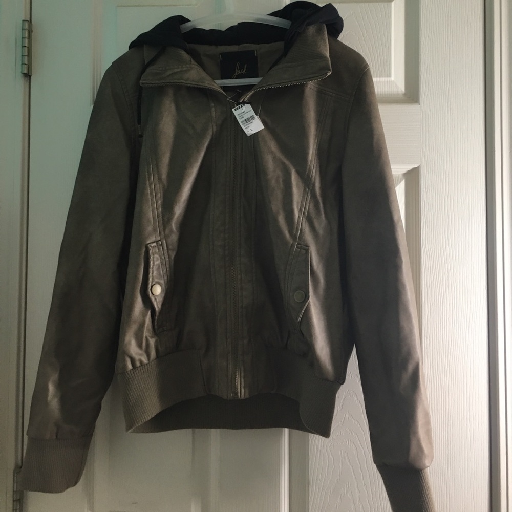 Hooded leather bomber jacket