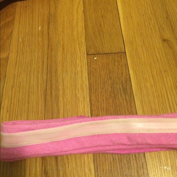 Pink Lululemon headband - Picture 2 of 4