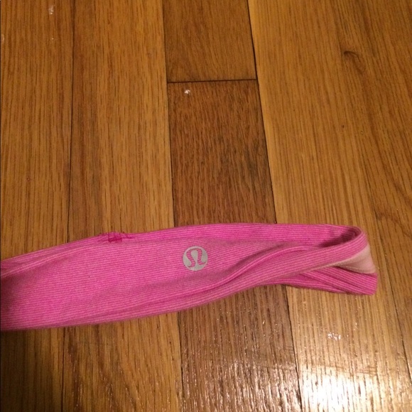 Pink Lululemon headband - Picture 3 of 4
