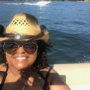 Meet your Posher, Tina