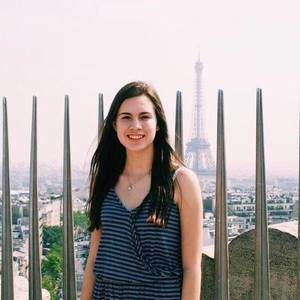 Meet your Posher, Olivia