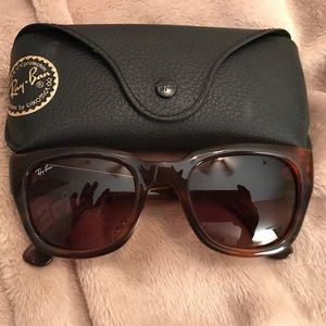 Ray-Ban tortoise shell cat-eye sunglasses