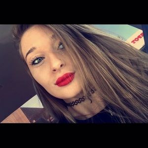 Meet your Posher, Erycka