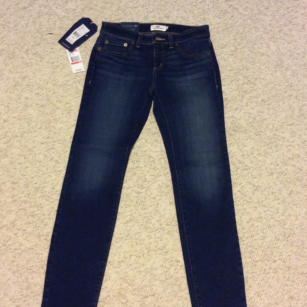 NWT Vineyard Vines Jeans
