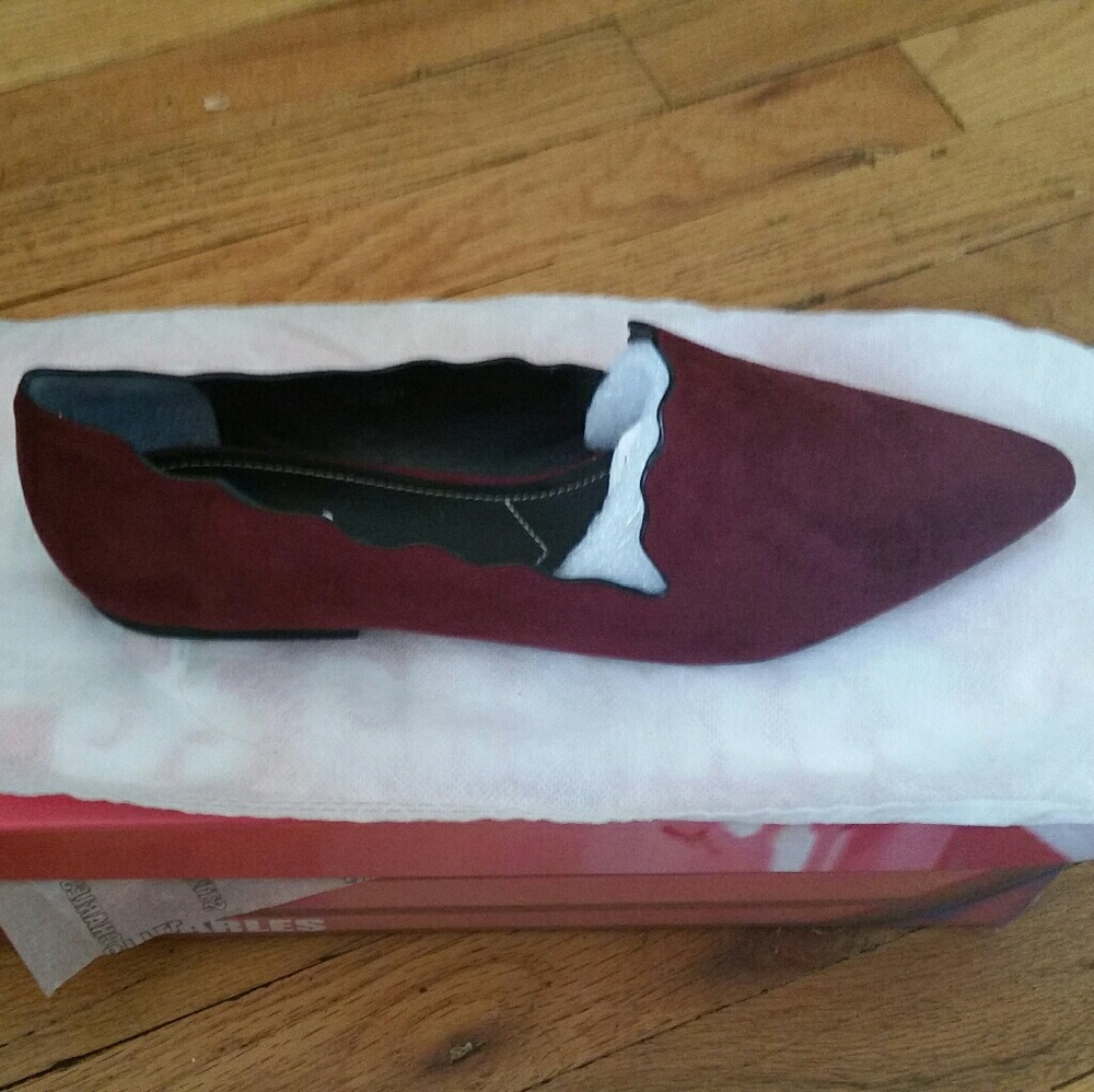 Merlot colored flats