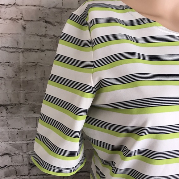 A'nue Ligne over lace bottom bodysuit top - Picture 5 of 6