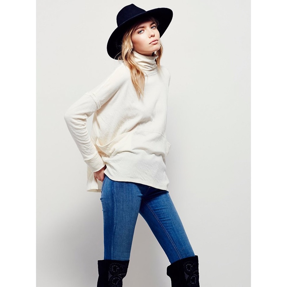 Free People Long Flight Pullover Turtleneck Top - Picture 4 of 7