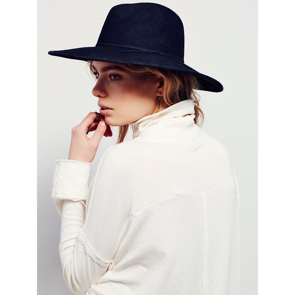 Free People Long Flight Pullover Turtleneck Top - Picture 3 of 7