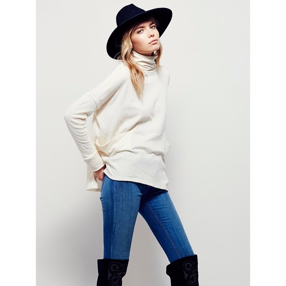 Free People Long Flight Pullover Turtleneck Top - Picture 4 of 7
