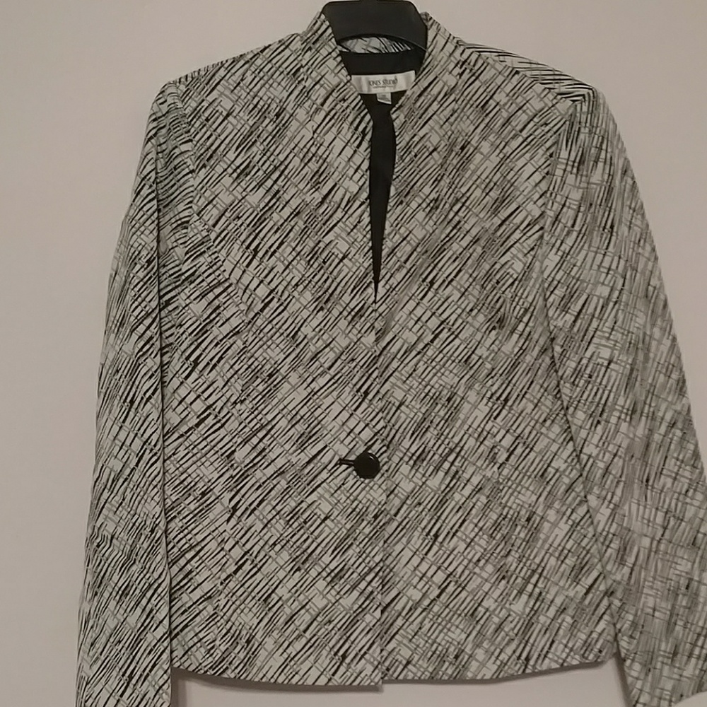Jones Studio Separates Lined Blazer