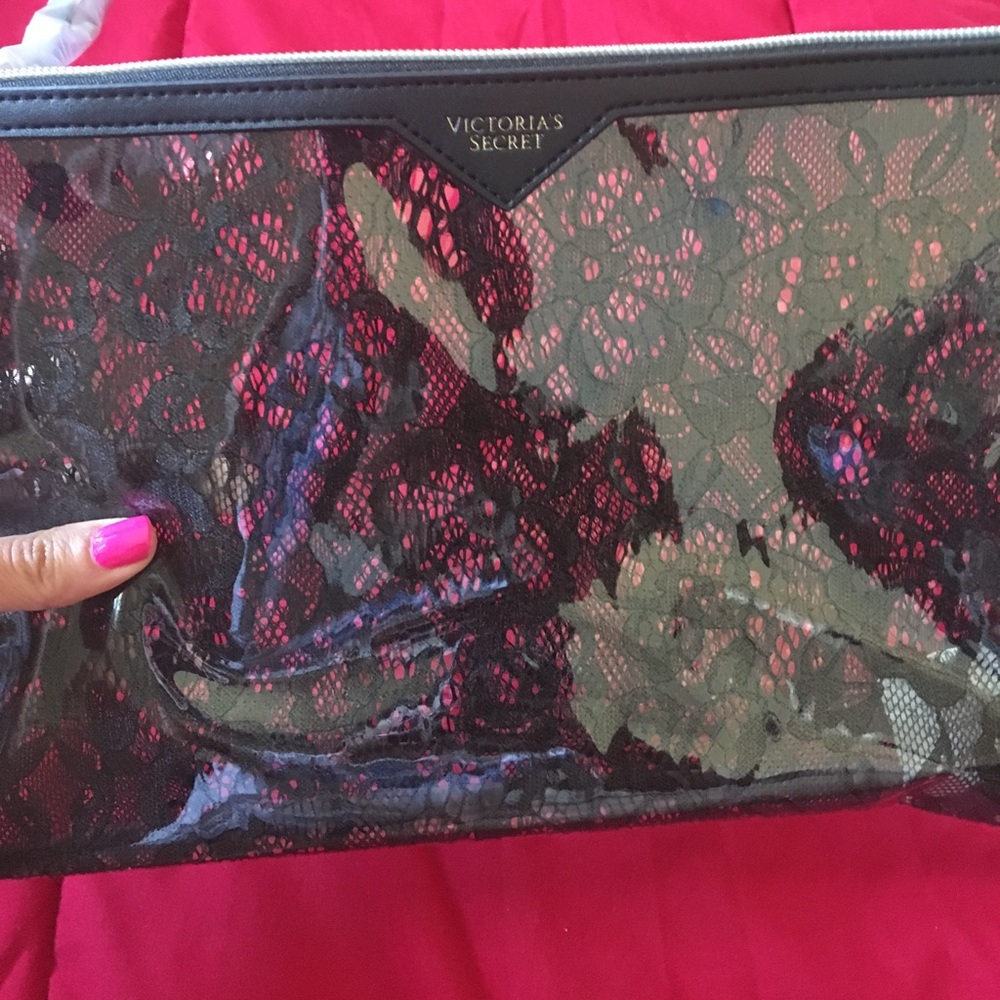 NWT Victoria Secret Lingerie/Make Up Bag - Picture 4 of 4