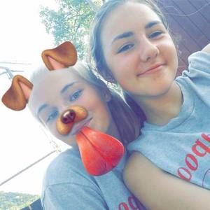 Meet your Posher, Lily