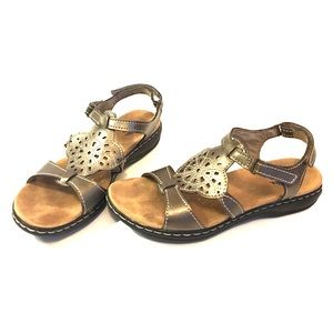 Clarks leather sandals bronze/pewter metallic, sz9