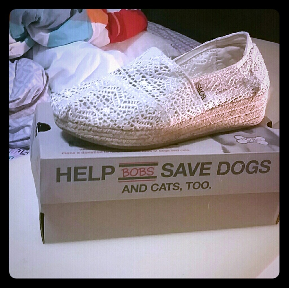 Bob's by Sketchers size 8