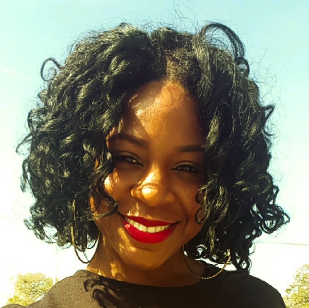Meet your Posher, Mrs. Shopoholic