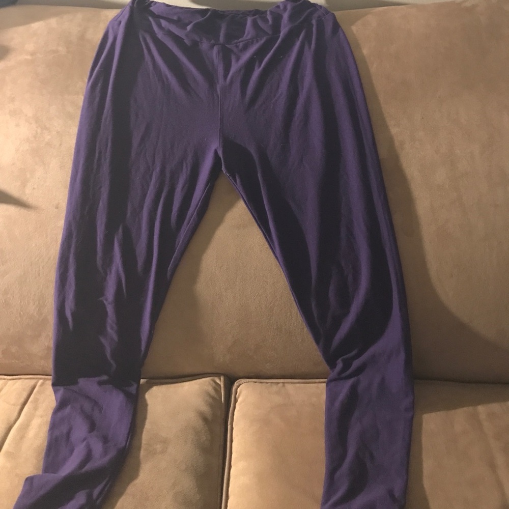 EUC LLR EGGPLANT LEGGINGS