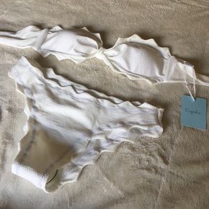 Cupshe Wafer Scallop White Cream Bikini