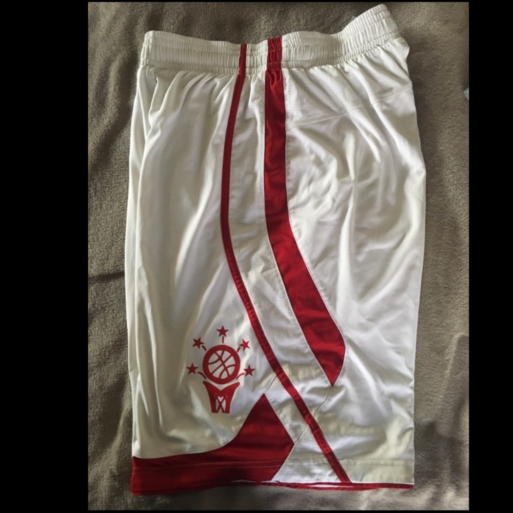 Adidas basketball shorts 🏀