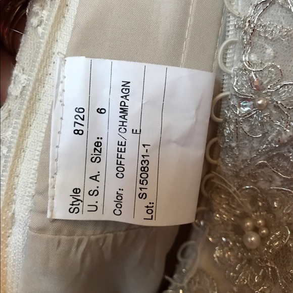 Justin Alexander Wedding Dress - Picture 6 of 7