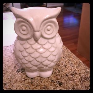 Owl statue