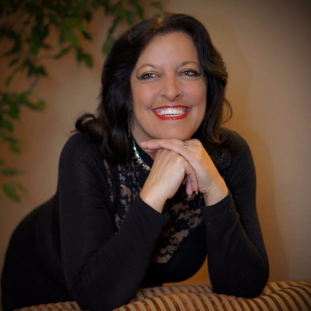 Meet your Posher, Rebecca