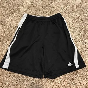 Adidas women small with pockets