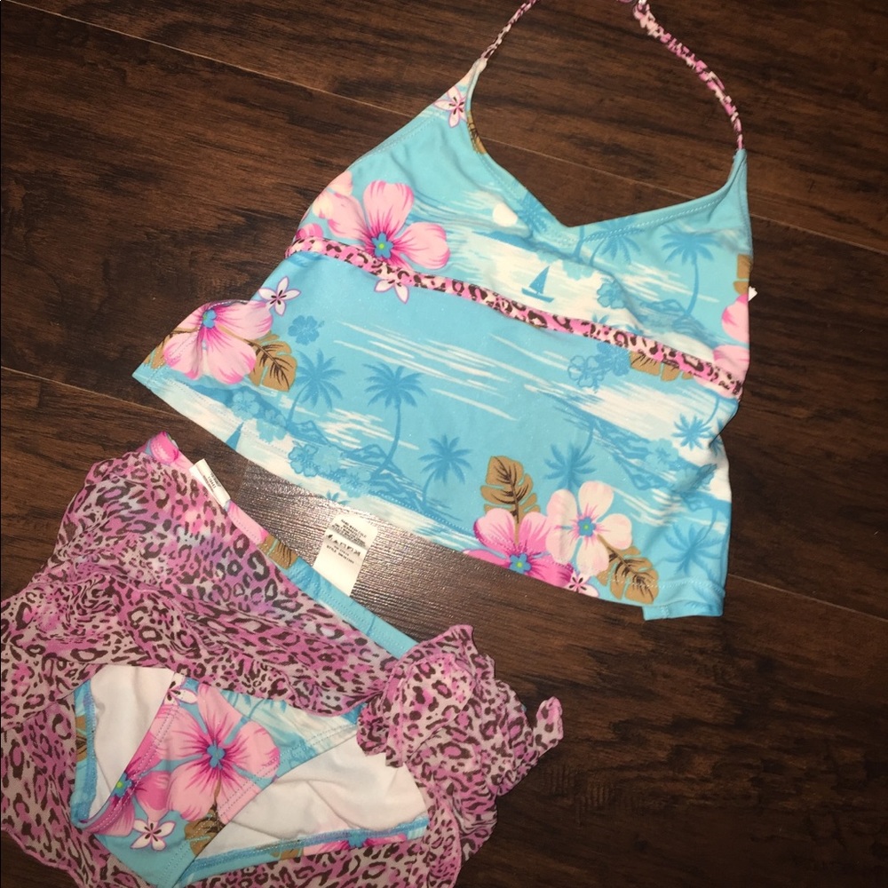 3 piece girl bathing suit size 7-8
