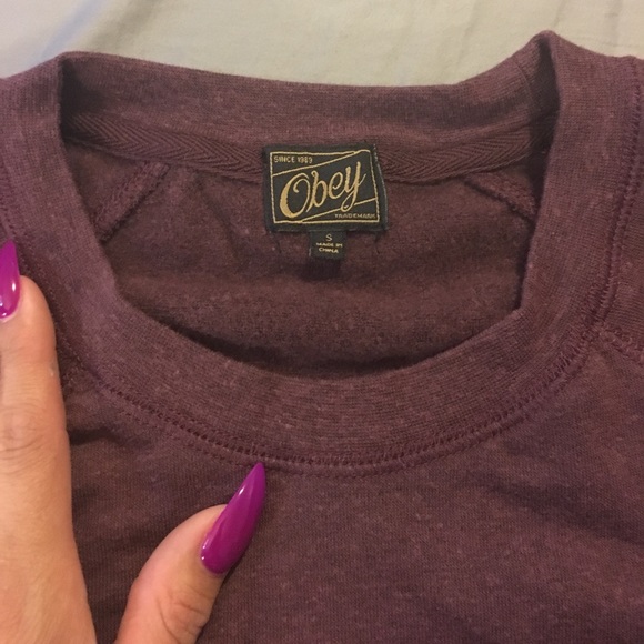 Obey pullover - Picture 3 of 3