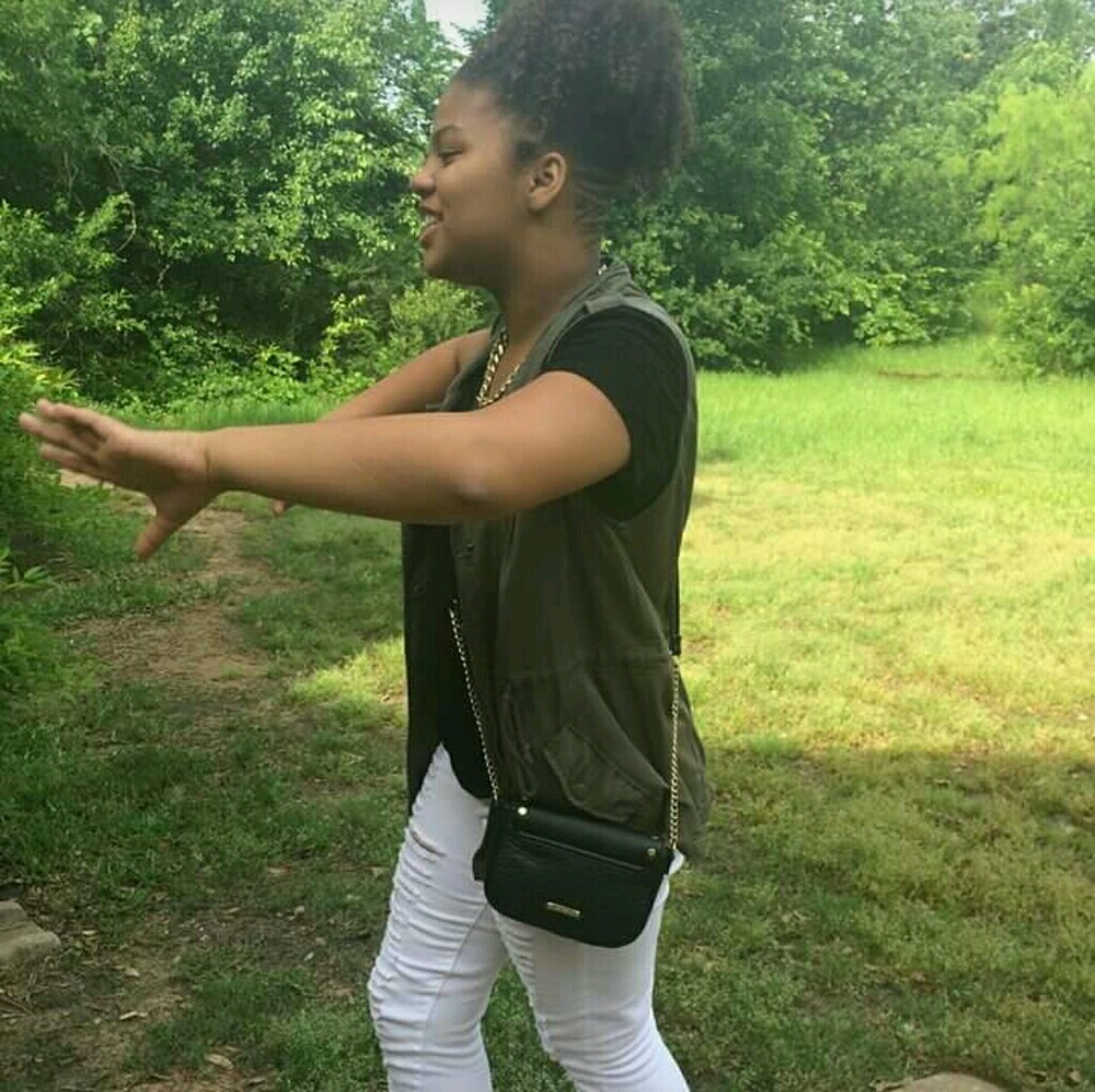 Meet your Posher, Machaia