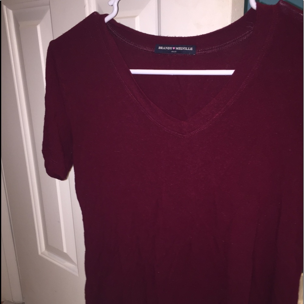 Brandy Melville Tshirt Burgundy