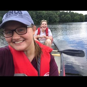 Meet your Posher, Mikayla