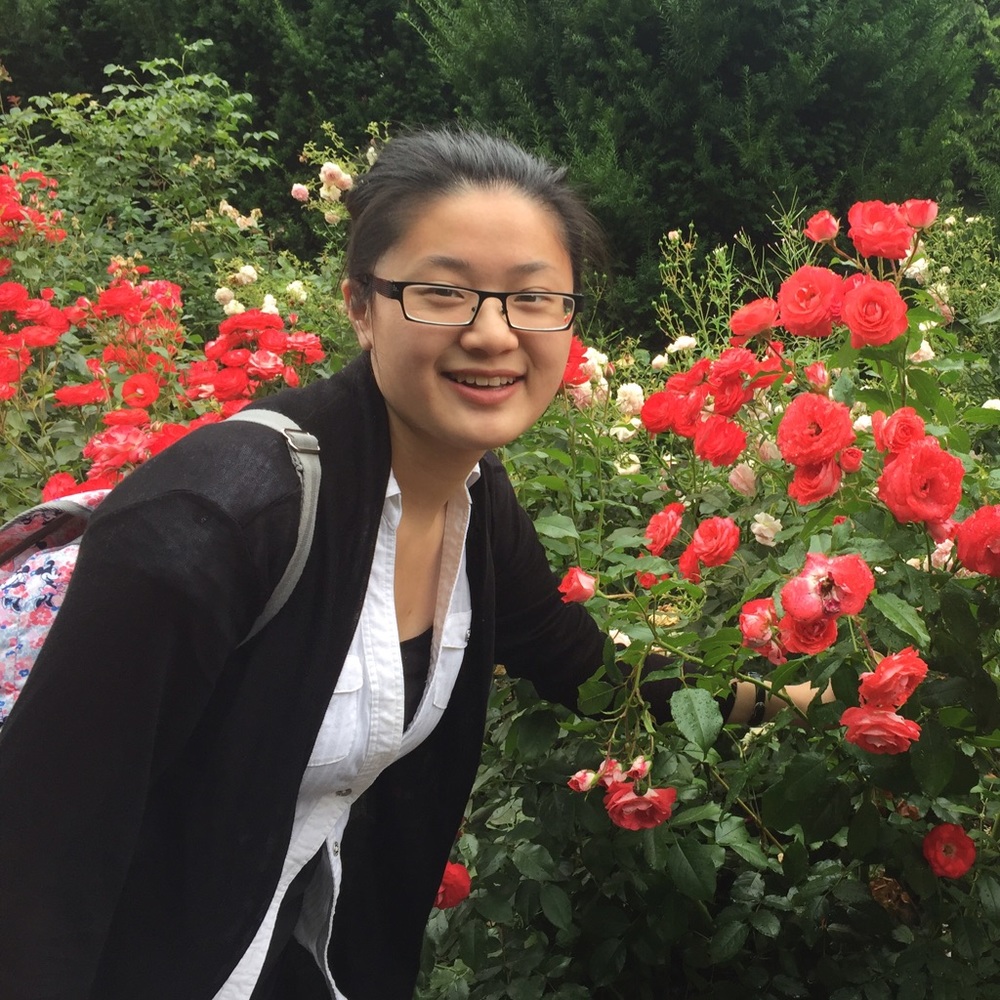 Meet your Posher, Emily