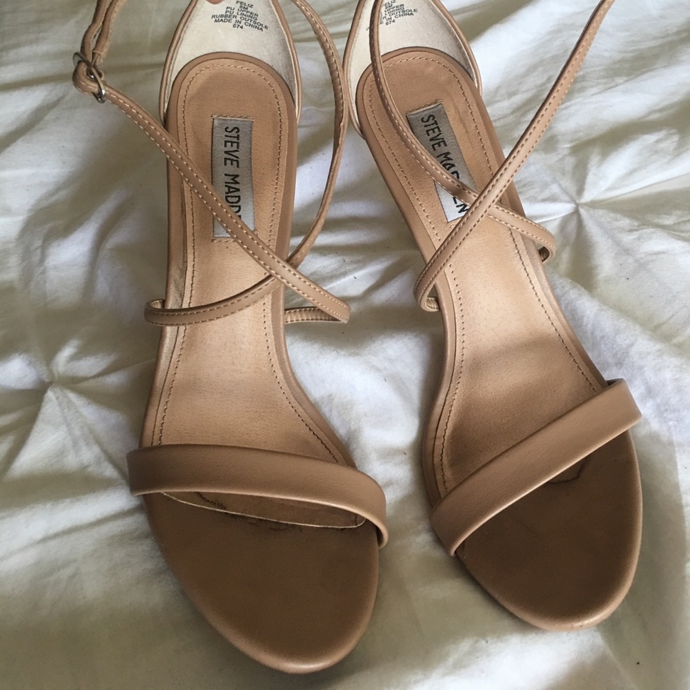 Steve Madden nude strappy heels