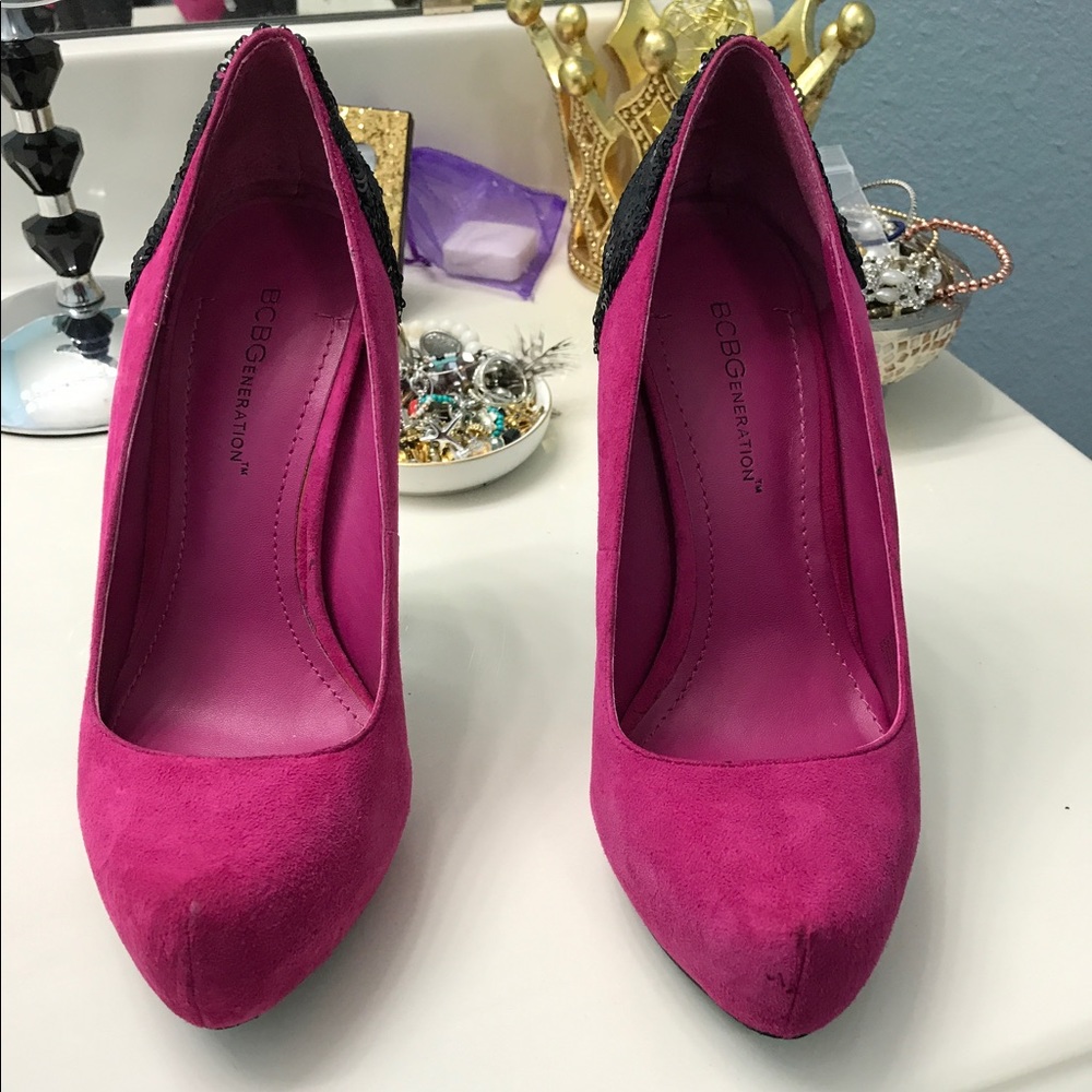 BCBG woman shoes