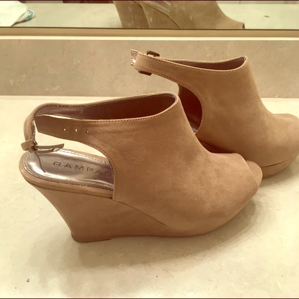 Rampage wedge peep toe!